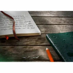 Muistikirja B6 Outline Leuchtturm1917 vedenkestävä Signal Orange pistesivut