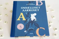 Onnelliset aakkoset
